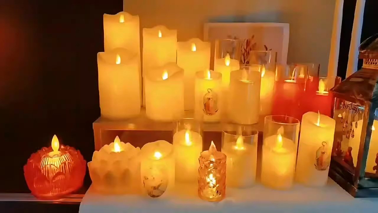 The Art of Displaying Bulk Pillar Candles in Retail Environments